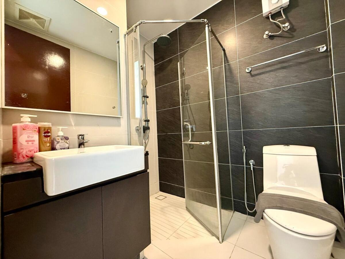 Apartment Amberside Jb View 3br3b 10pax Floor At Jb *