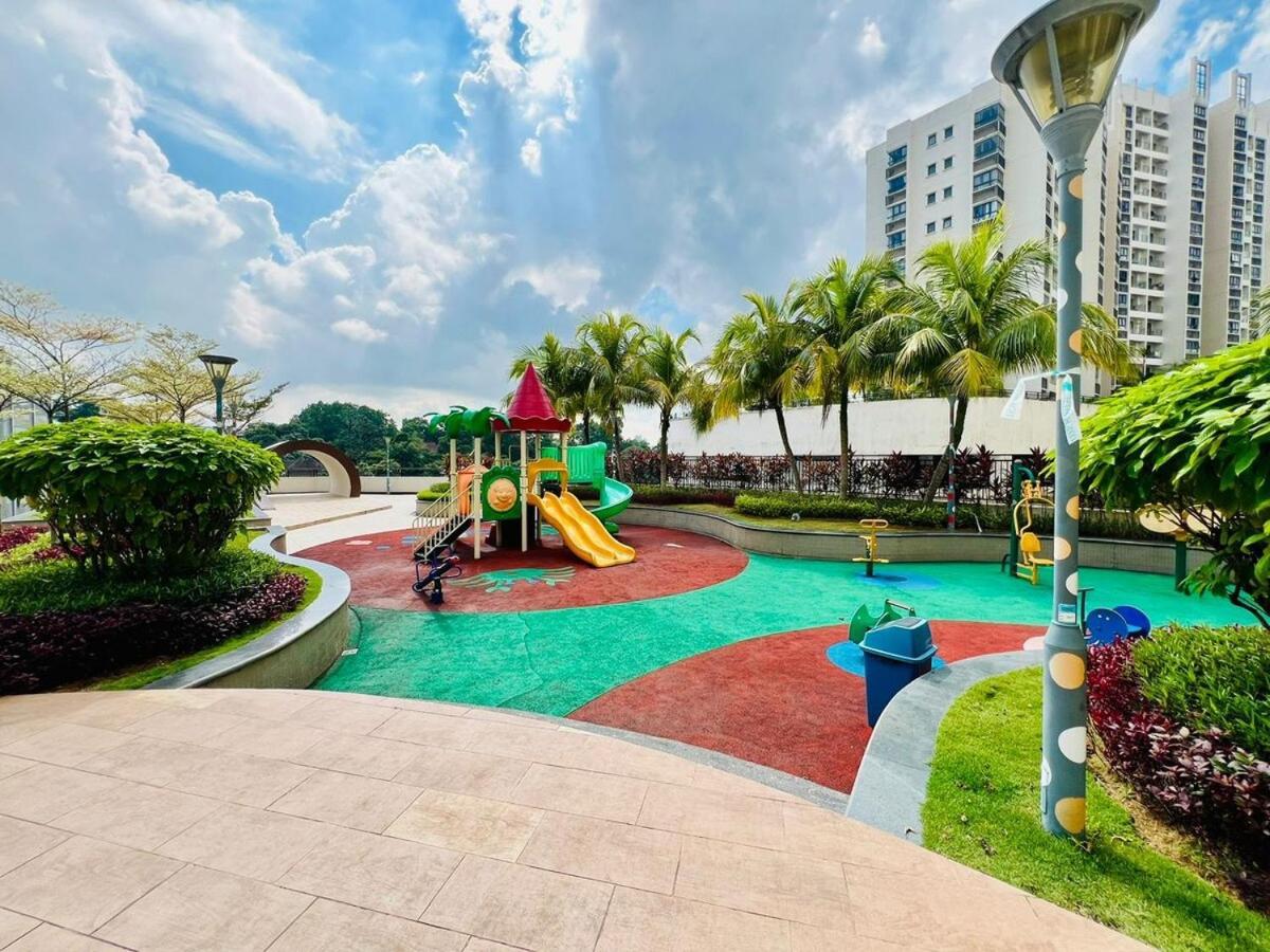 Amberside Jb View 3br3b 10pax Floor At Jb *