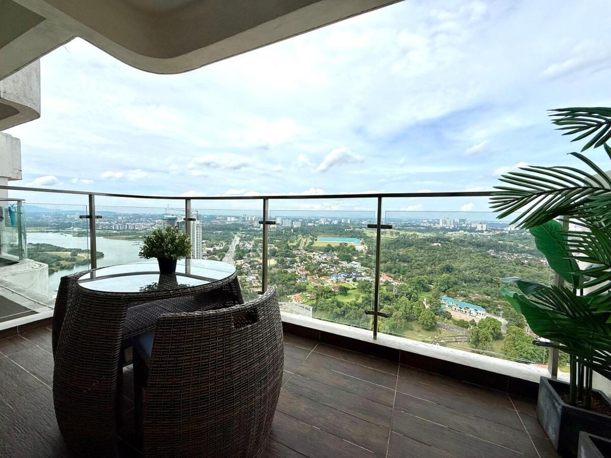 Pangsapuri Amberside Jb View 3br3b 10pax Floor At Jb *