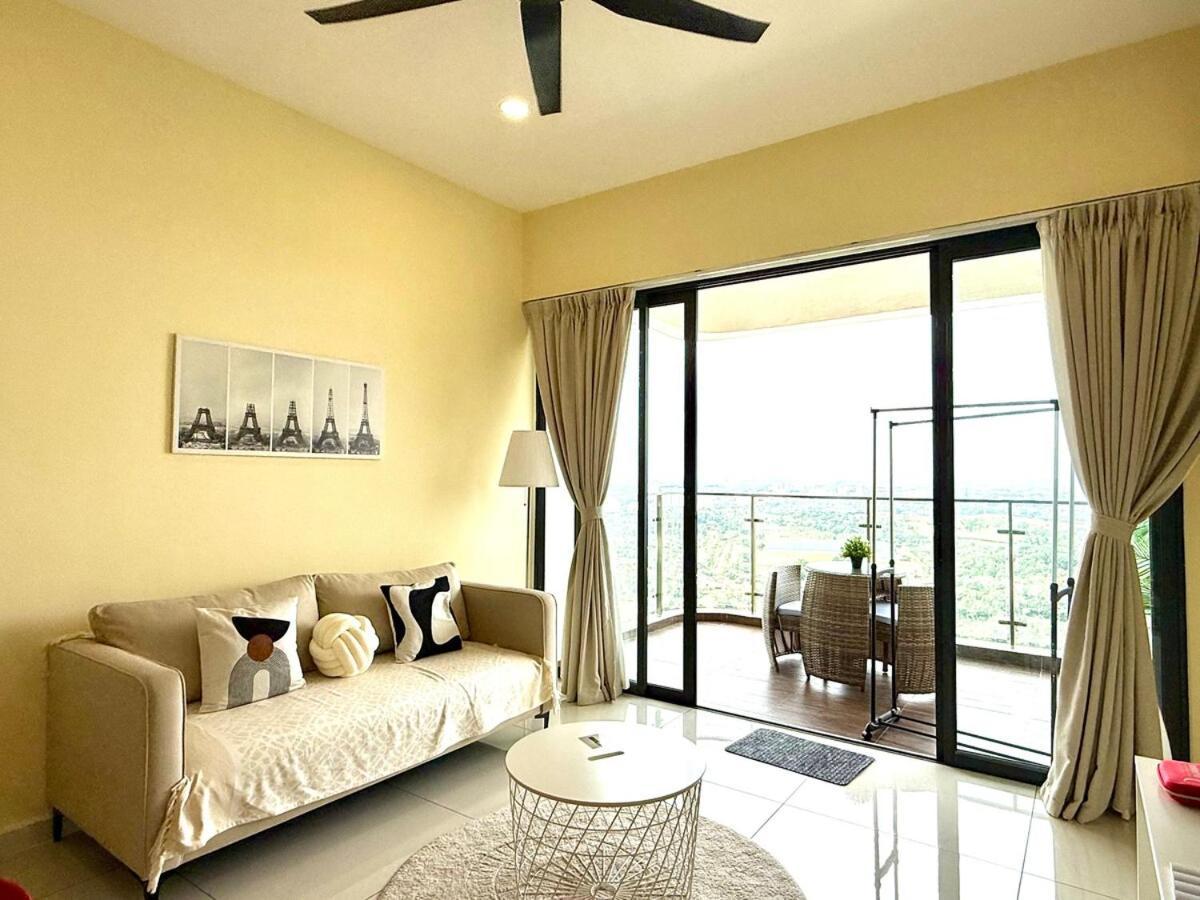 Pangsapuri Amberside Jb View 3br3b 10pax Floor At Jb Johor Bahru